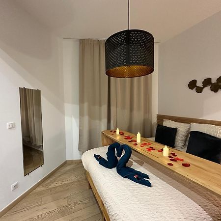 Mieuxqualhotel Jacuzzi Privatif La Parenthese Bordeaux Exterior foto
