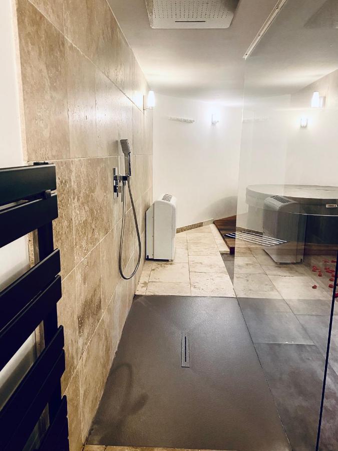 Mieuxqualhotel Jacuzzi Privatif La Parenthese Bordeaux Exterior foto