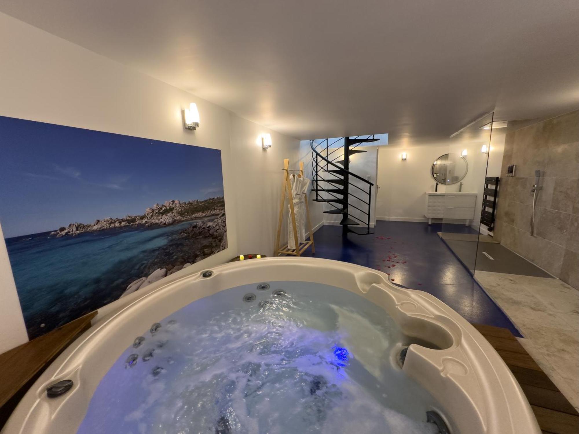 Mieuxqualhotel Jacuzzi Privatif La Parenthese Bordeaux Exterior foto